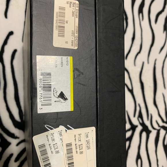 Badgley Mischka Maren Tanlea strappy 4 inch heels - Picture 12 of 12